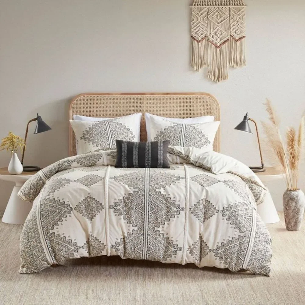 Madison Park Cream and Gray Comforter Set